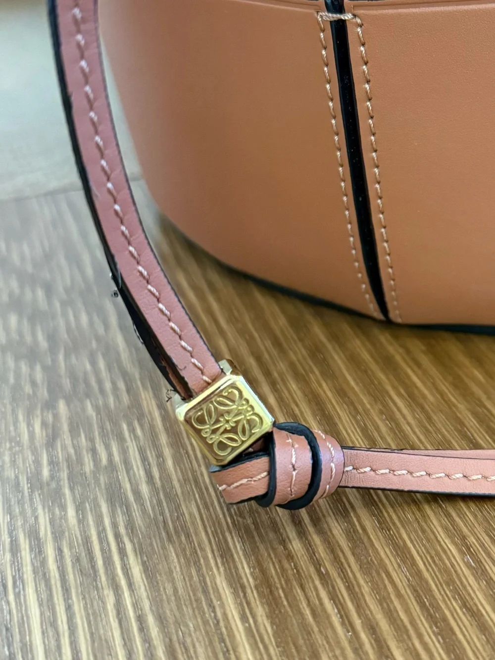 Loewe Balloon Bag - Picture 7 of 7